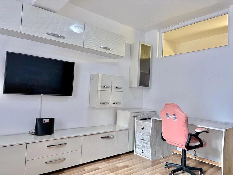 Apartament cu 2 camere decomandat în Exterior Vest