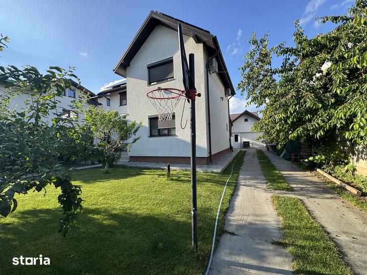 Casă cu 4 camere cu Teren 570 Mp în Central