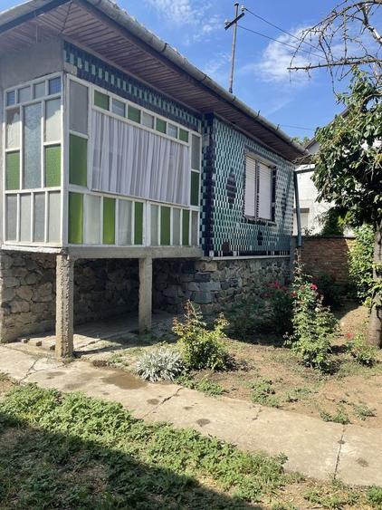 Casă cu 3 camere în Central