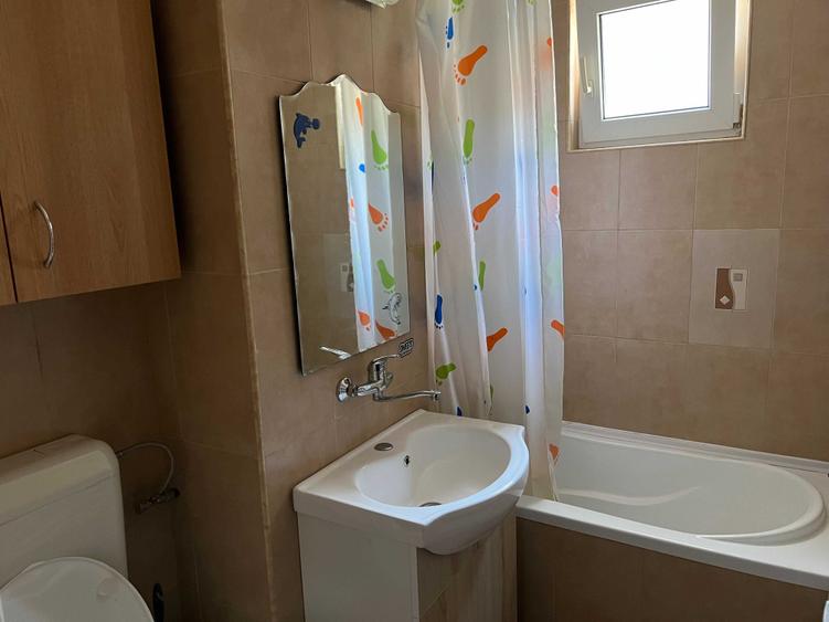 Dau in chirie apartament 1 cam. in Cart. Libertatii, Reghin - 5