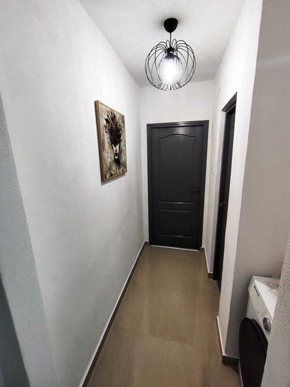 Apartament cu 2 camere decomandat în Grădiște