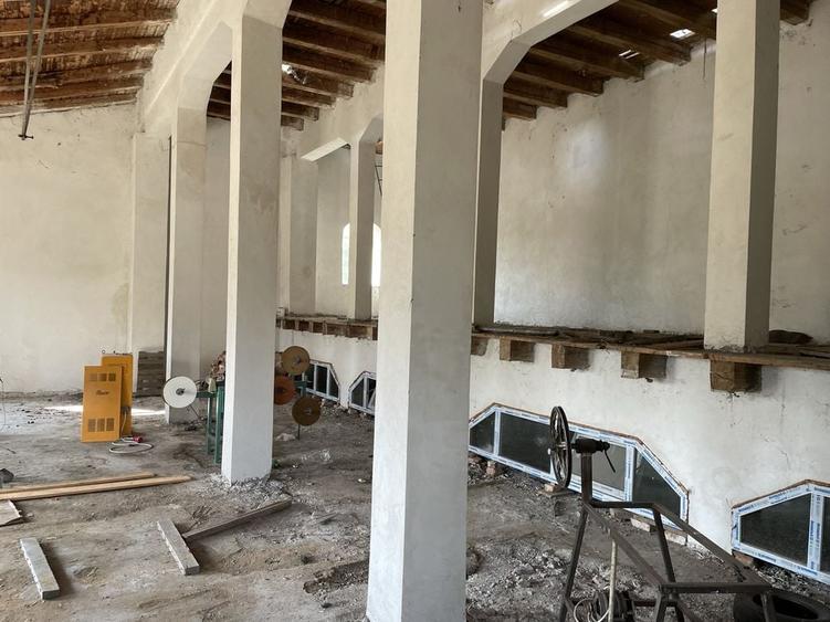 Casă cu 4 camere în Țigănești