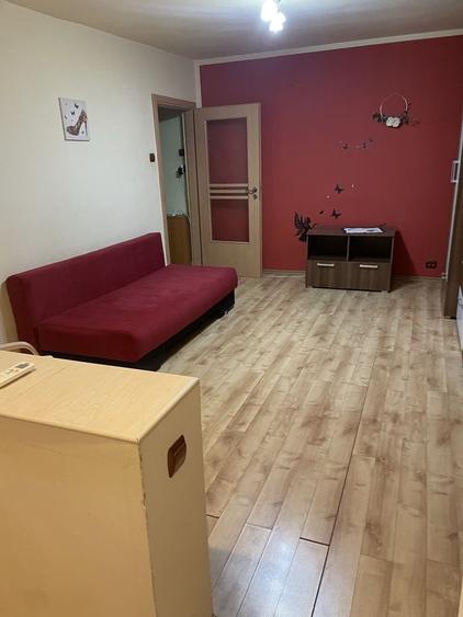 Garsonieră decomandată în Gheorghe Lazăr