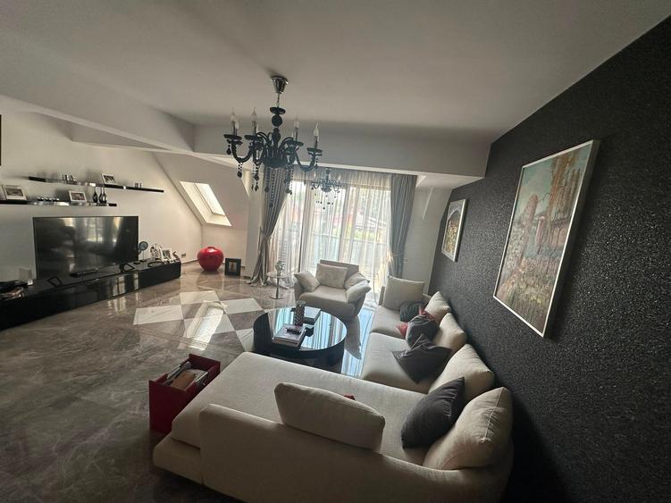 Eleganță Atemporală: Duplex Exclusiv de 200 mp, Complet Amenajat Premium, Garaj - 27