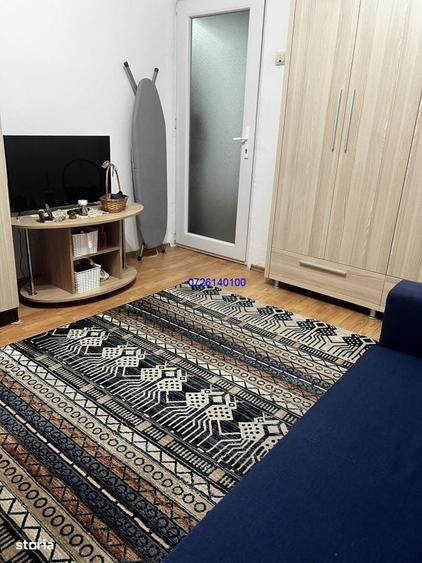 Garsonieră decomandată în CET