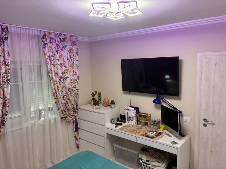 Duplex cu 3 camere cu Canalizare în Moșnița Nouă