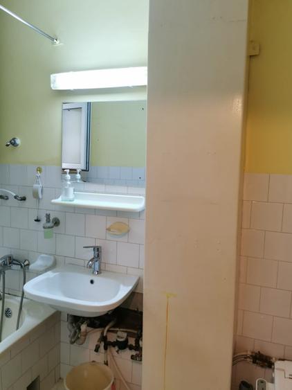 Apartament cu 3 camere decomandat în Radu Negru