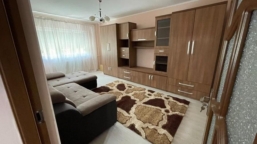 Apartament cu 2 camere decomandat în Rogerius