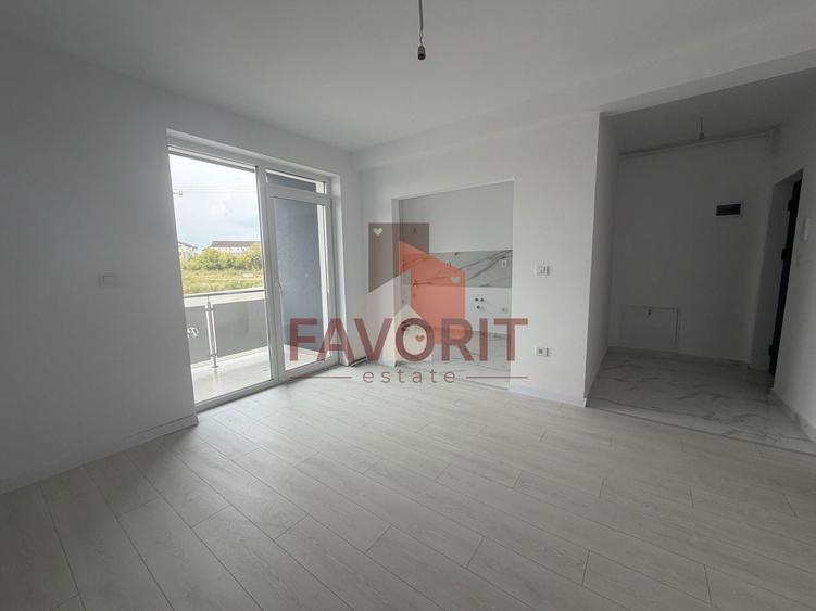 Apartament cu 3 camere semidecomandat în Braytim