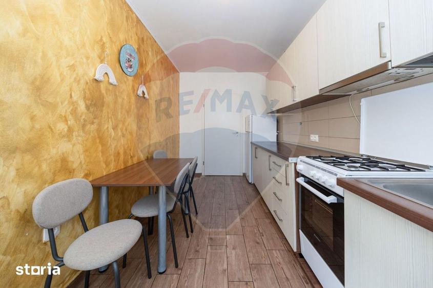 Apartament cu 2 camere decomandat, mobilat în Bartolomeu