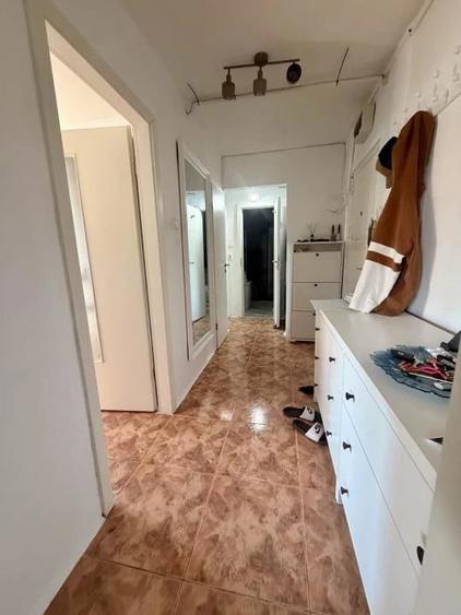 Apartament cu 2 camere decomandat în Bucovina