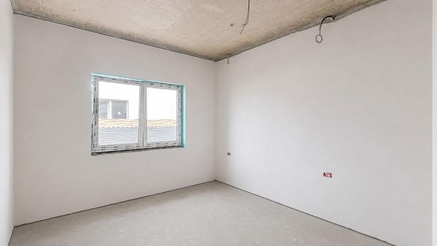 Duplex cu 3 camere cu Canalizare în Moșnița Nouă