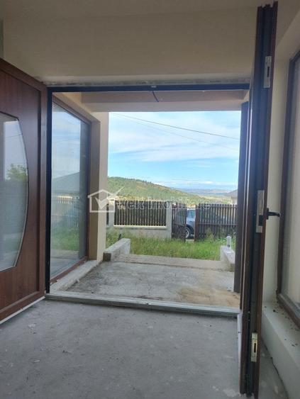 Casa P+M, living, 3 dormitoare, teren in proprietate, Apahida/Campenesti - 6