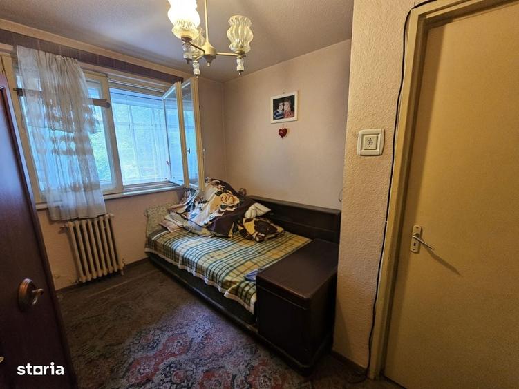Apartament cu 3 camere semidecomandat în Giulești