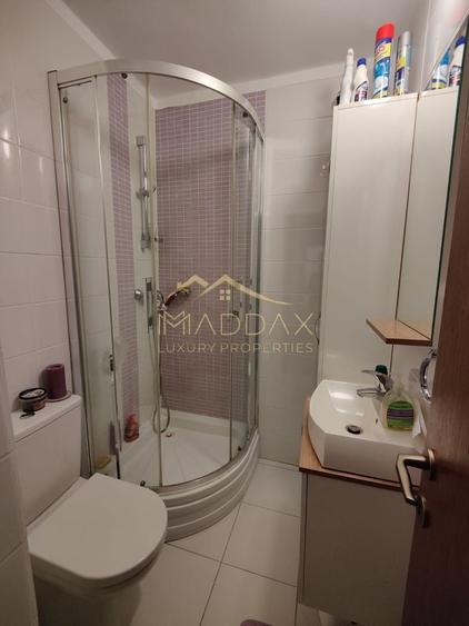 Apartament cu 3 camere decomandat, mobilat în 13 Septembrie