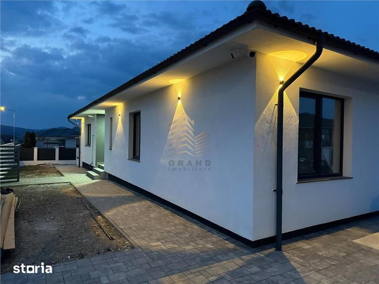 Apartament cu 8 camere în Central