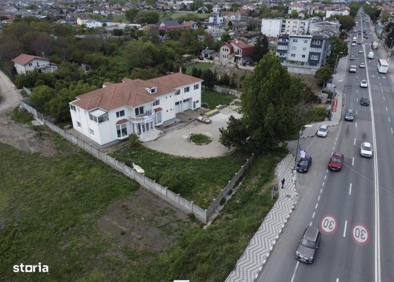 Spațiu comercial, de 576 mp, în Agigea