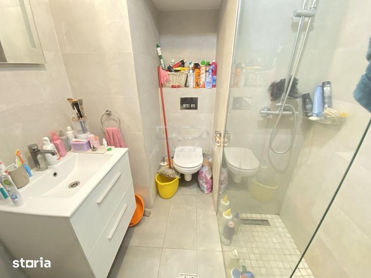 Apartament cu 2 camere semidecomandat în Centrul Civic