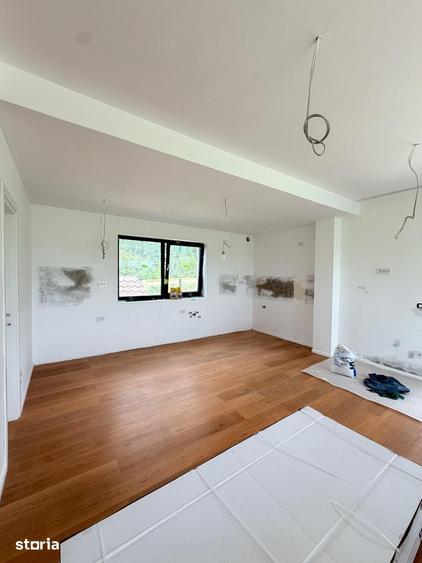 Casă cu 4 camere cu Teren 850 Mp în Snagov
