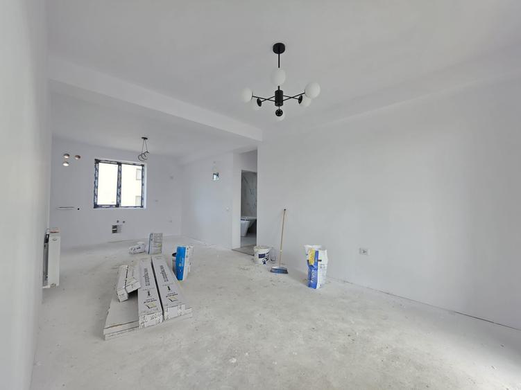 Apartament cu 2 camere si TERASA MARE, etaj 1 - 15 min' distanta de Piata Luica - 11