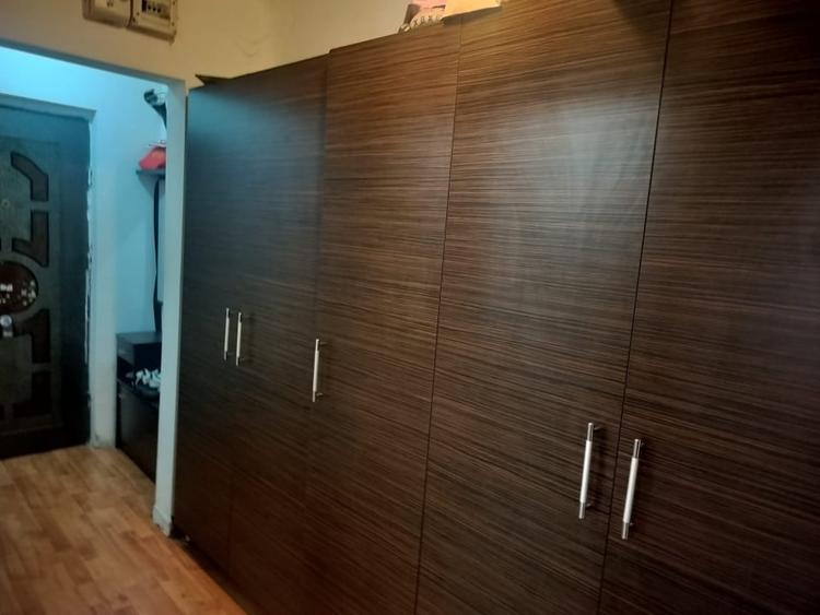 Apartament cu 2 camere decomandat, mobilat în Rovine