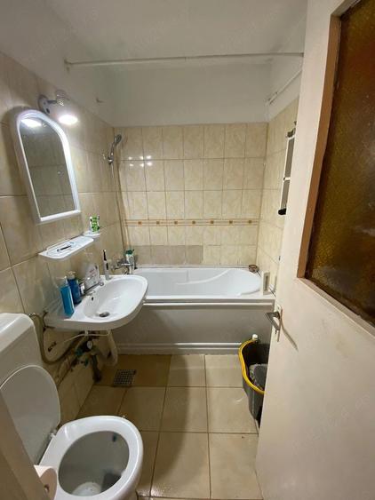 Garsonieră decomandată în Gară