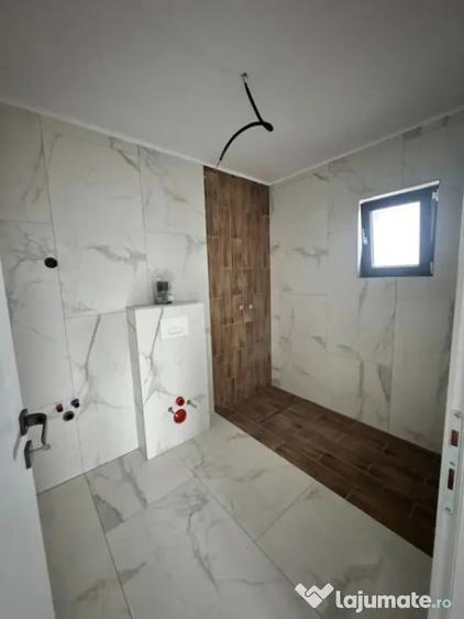 Casă cu 4 camere cu Teren 600 Mp în Satu Nou de Jos