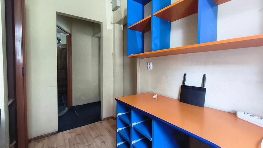 Spațiu comercial, de 54 mp, în Piața Centrală