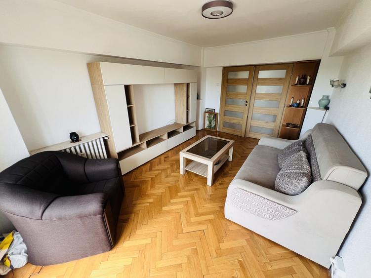 Apartament cu 3 camere decomandat, mobilat în Parcul Circului