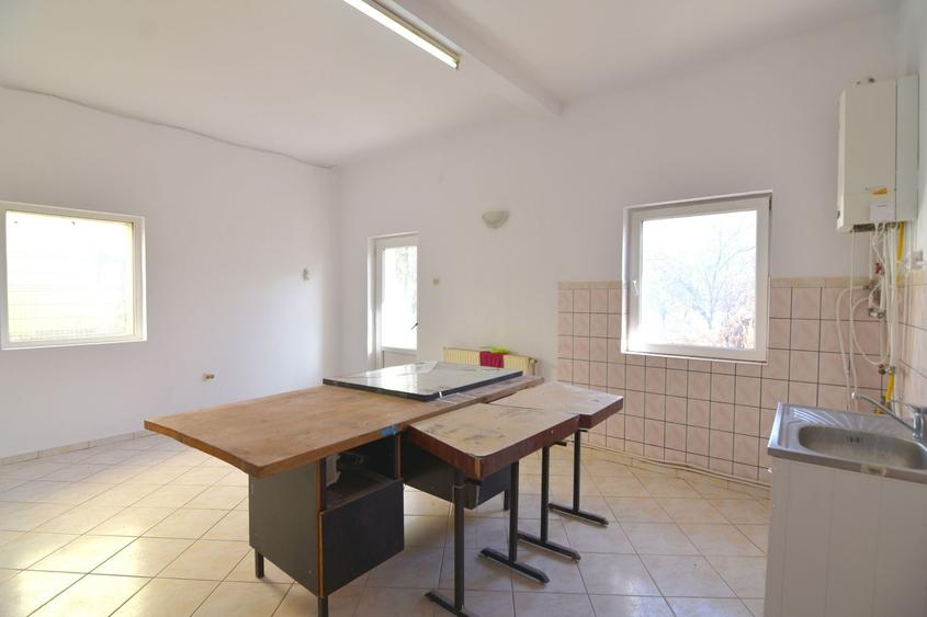 Casa de vanzare, P+M-zona Girocului Timisoara-comision 0 - 1