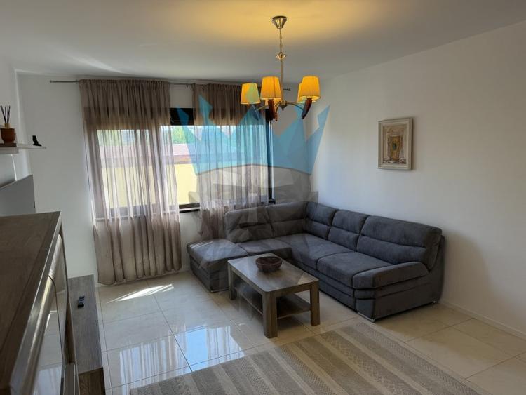 Duplex cu 4 camere cu Canalizare în Băneasa