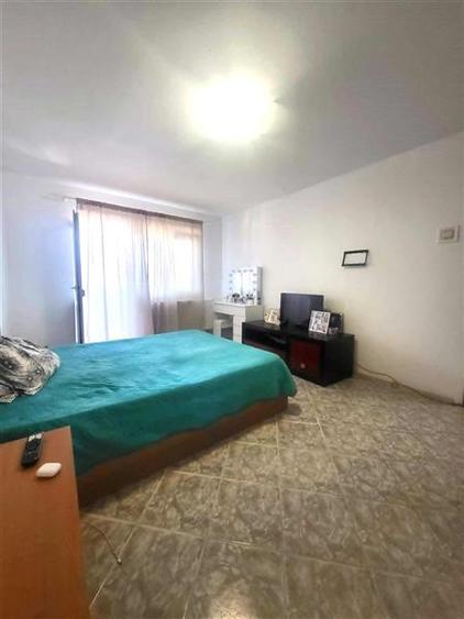 Apartament cu 2 camere decomandat în Autogară