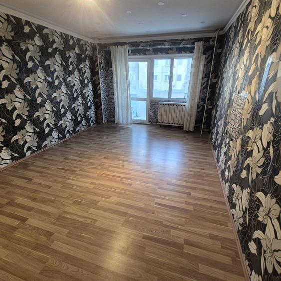 Apartament cu 2 camere decomandat în Lacul Tei