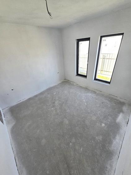 Casă cu 4 camere cu Teren 465 Mp în Odoreu