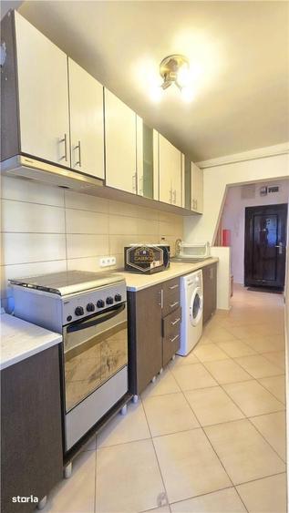 Apartament cu 2 camere semidecomandat, mobilat în Central