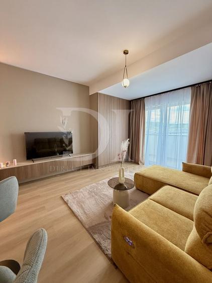 Apartament cu 2 camere semidecomandat, mobilat în Florești