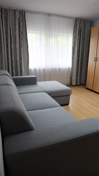 Apartament cu 3 camere decomandat în Mircea cel Bătrân
