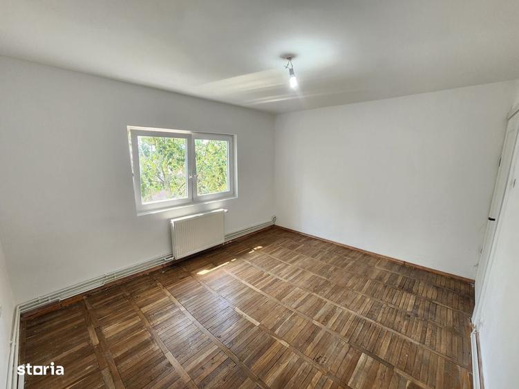 Apartament cu 2 camere decomandat în Lunei