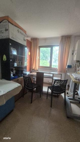 Spațiu comercial, de 54 mp, în Km 4