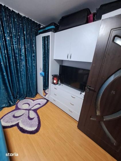 Apartament cu 2 camere în Craiovița Nouă