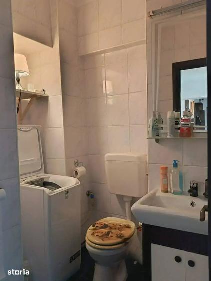 Apartament cu 3 camere decomandat, mobilat în Aviatorilor