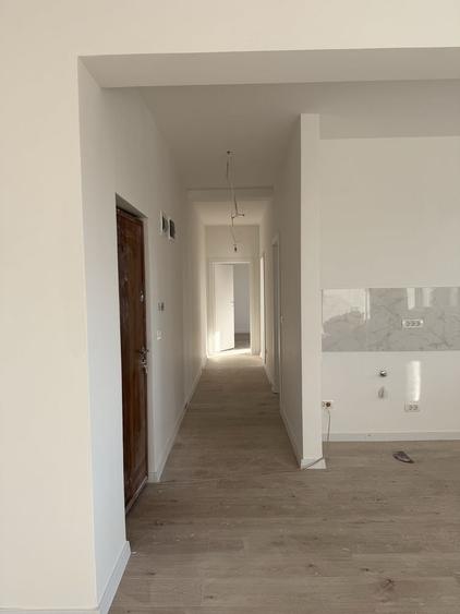 Apartament cu 3 camere decomandat în Calea Urseni