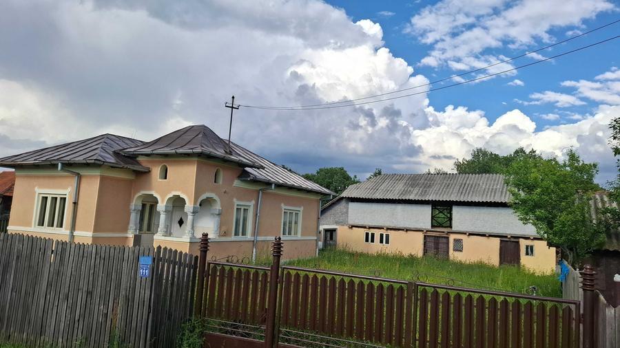 Casă cu 3 camere în Morărești