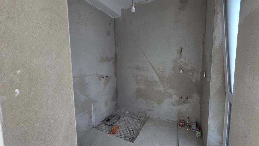 Duplex cu 5 camere cu Canalizare în Dumbrăvița