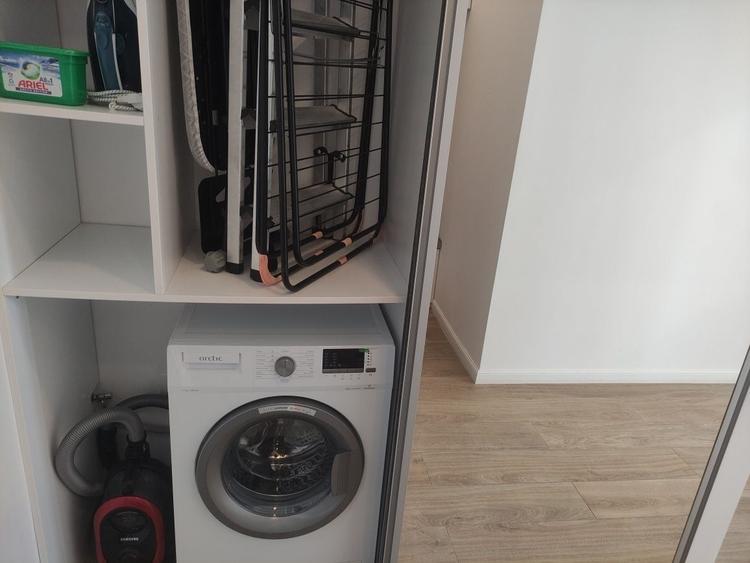 Apartament cu 2 camere decomandat în Exterior Vest