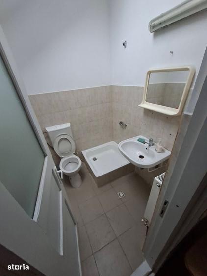 Spațiu comercial, de 47 mp, în Ostroveni