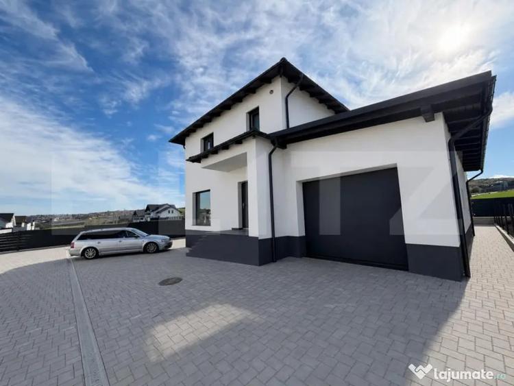 Casă cu 4 camere cu Teren 400 Mp în Central