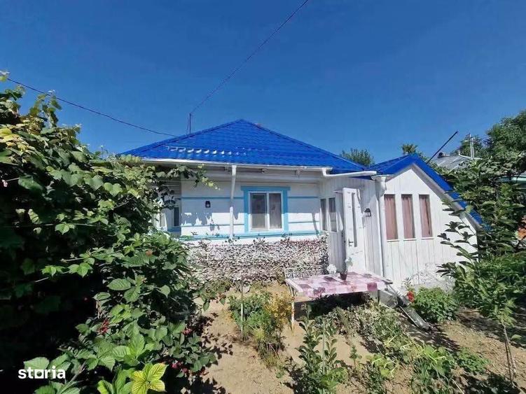 Casă cu 3 camere cu Teren 700 Mp în Central