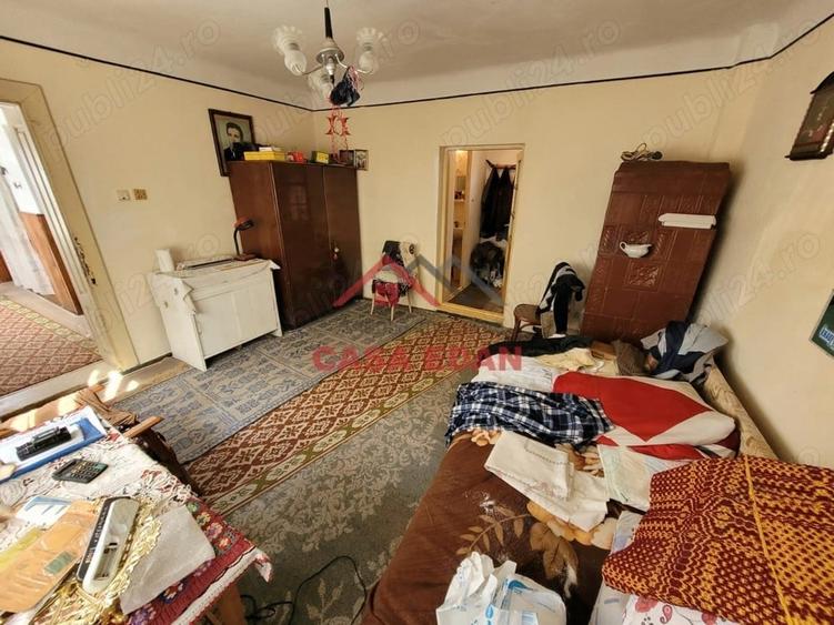 Casă cu 4 camere cu Teren 547 Mp în Măgureni