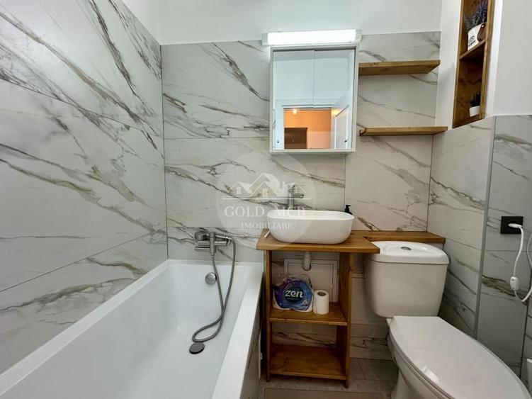 Apartament cu 3 camere semidecomandat, mobilat în Apărătorii Patriei